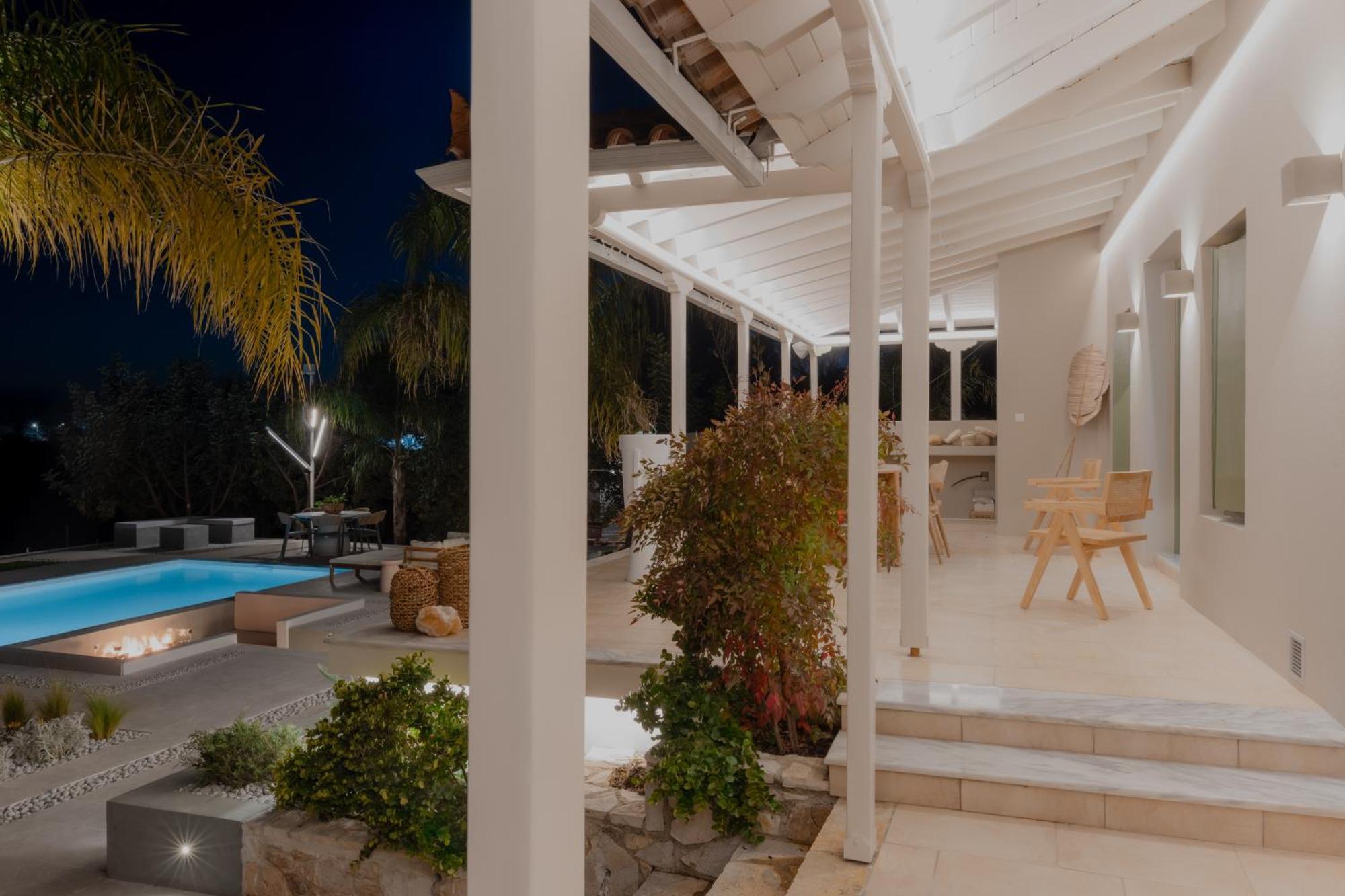 Nafplio Blue Topaz Poolside Villa Εξωτερικό φωτογραφία